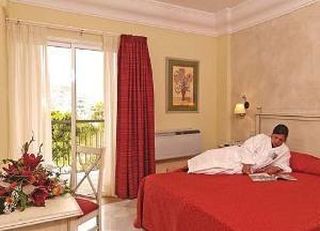 Viajes Las Aguilas + Entradas Loro Parque 1día y Siam Park 1 día Viajes Las Aguilas + Entradas Loro Parque 1día y Siam Park 1 día