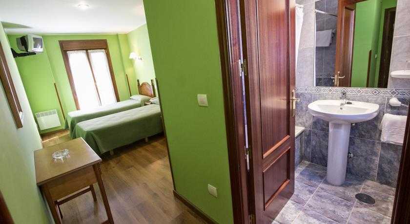 Viajes Hotel Monteverde Cangas + Descenso del sella Viajes Hotel Monteverde Cangas + Descenso del sella