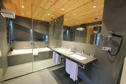 Viajes Palome + Entradas Nocturna 2 horas - Caldea