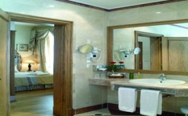 Viajes Hotel Real Palacio Lisboa + Acceso a Museos y Transporte 48h