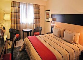 Viajes Hotel Sana Lisboa + Visita guiada Sintra y Cascais Viajes Hotel Sana Lisboa + Visita guiada Sintra y Cascais