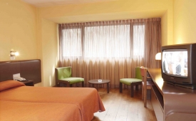 Viajes Sant Eloi + Entradas Circo del Sol Scalada + Inuu