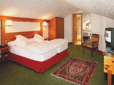 Viajes Sport Hotel + 2 Viajes en Tobotronc Viajes Sport Hotel + 2 Viajes en Tobotronc