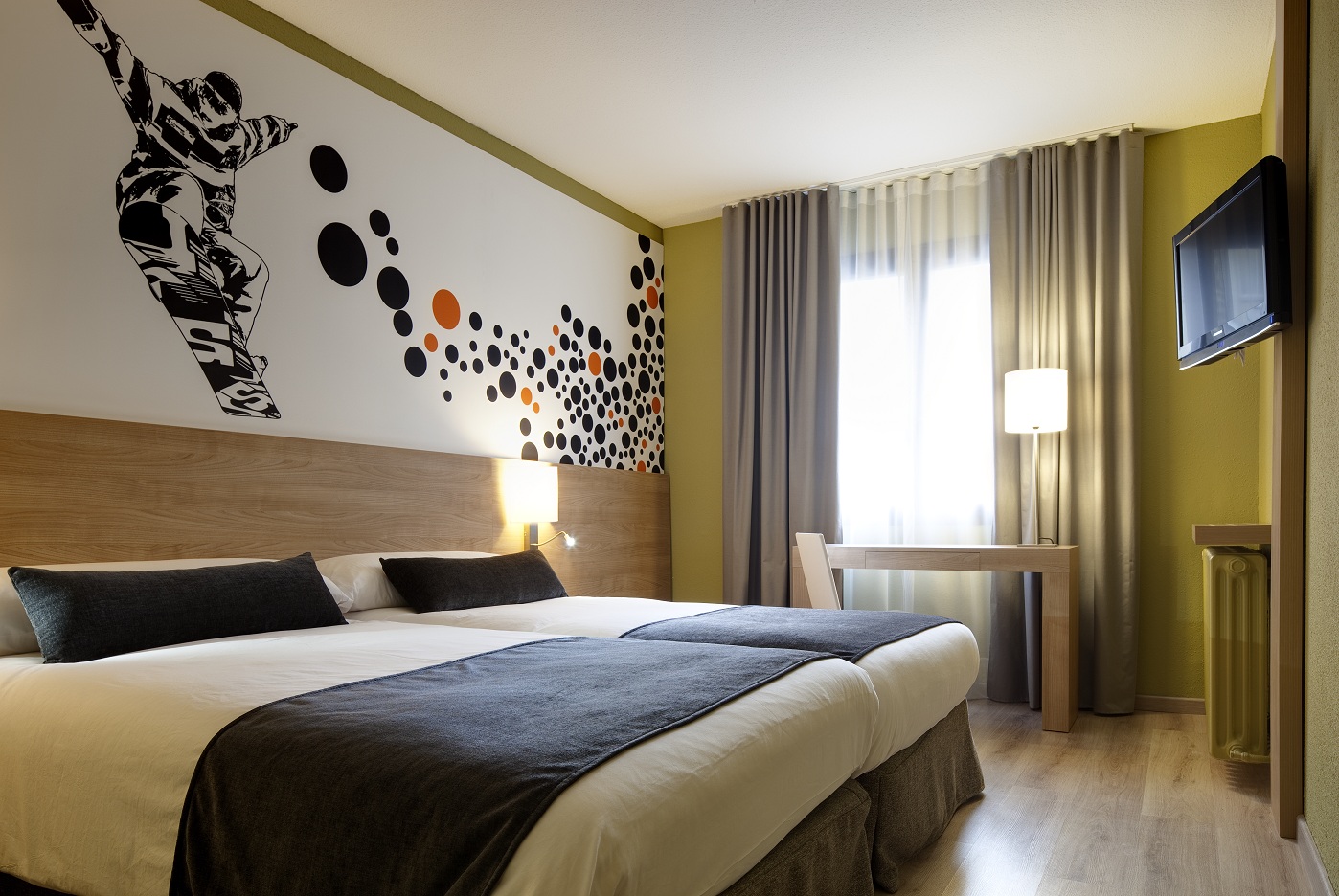 Viajes Sporting + Visita Bodegas Borda Sabaté 1944 Viajes Sporting + Visita Bodegas Borda Sabaté 1944