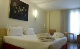 Viajes Hotel Vip Executive Villa Rica + Acceso a Museos y Transporte 48h