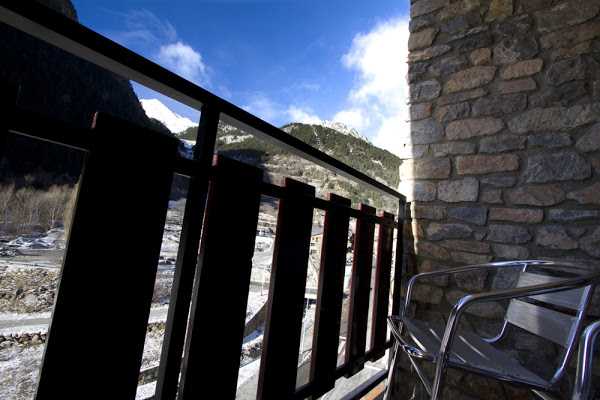 Viajes Hotel La Solana- Ex Vita Arinsal + Entradas Caldea + Espectáculo Sensoria - (20.00-21.00) Viajes Hotel La Solana- Ex Vita Arinsal + Entradas Caldea + Espectáculo Sensoria - (20.00-21.00)