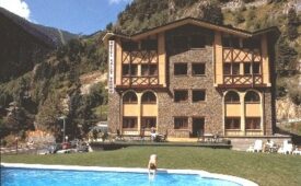 Viajes Xalet Verdu + Descenso barranco Iniciación