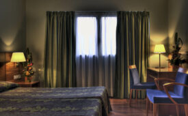 Viajes Zenit Diplomatic + Trekking Baja-Media Montaña