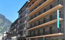 Viajes Hotel Alfa + Entradas Nocturna Wellness Inuu + Cena