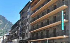 Viajes Hotel Alfa + Trekking Baja-Media Montaña