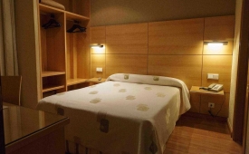 Viajes Hotel Serrano + Visita Patios típicos Cordobeses