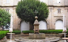 Viajes Hospederia San Martin Pinario + Visita con Audioguía por Santiago de Compostela