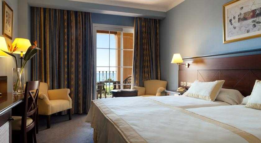 Viajes Iberostar Málaga Playa + Entradas Pack Selwo (SelwoAventura Viajes Iberostar Málaga Playa + Entradas Pack Selwo (SelwoAventura