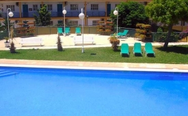 Viajes JM Jardin de la Reina + Ruta por Catedral e Iglesia del Salvador