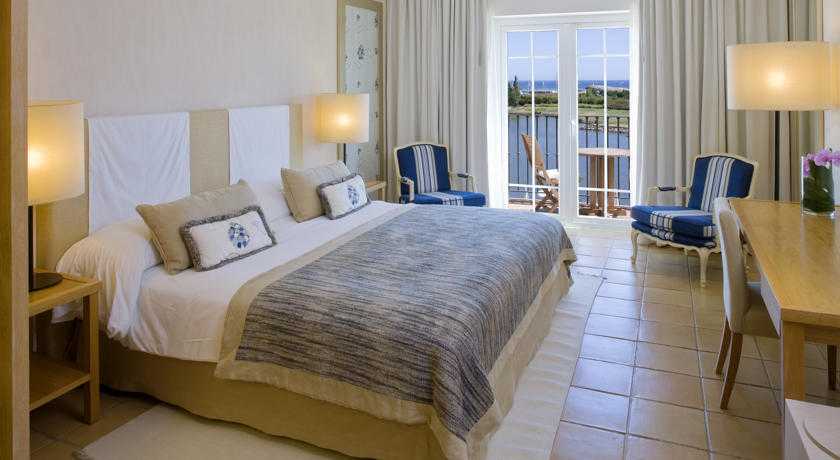 Viajes The Lake Resort + Entradas Aquashow Park Viajes The Lake Resort + Entradas Aquashow Park