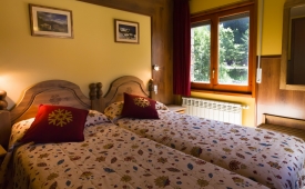 Viajes Apartamentos La Neu + Circuito Vertical Negro-Rojo