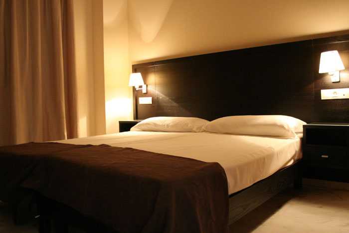 Viajes Apartamentos Lux Sevilla Palacio + Entradas Isla Mágica 1 día Viajes Apartamentos Lux Sevilla Palacio + Entradas Isla Mágica 1 día