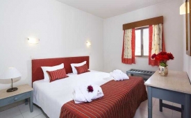 Viajes Luna Valmangude Jardim + Entradas Zoomarine Parque temático 1 día