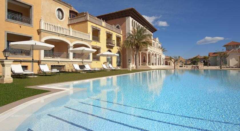 Viajes The Level At Melia Villaitana + Entradas Terra Mítica 1 día Viajes The Level At Melia Villaitana + Entradas Terra Mítica 1 día