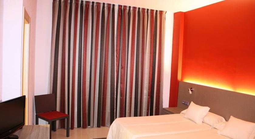 Viajes Nerja Club + Entradas Combinada Museo Picasso Viajes Nerja Club + Entradas Combinada Museo Picasso