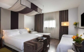 Viajes Hotel NH Collection Santiago + Visita con Audioguía por Santiago de Compostela