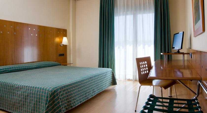 Viajes NH San Pedro de Alcantara + Entradas Pack Selwo (SelwoAventura Viajes NH San Pedro de Alcantara + Entradas Pack Selwo (SelwoAventura