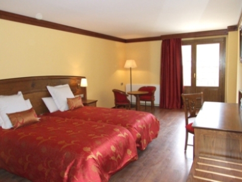 Viajes Parador Canaro + Entradas Caldea + Espectáculo Mito Acuario + Cena Viajes Parador Canaro + Entradas Caldea + Espectáculo Mito Acuario + Cena