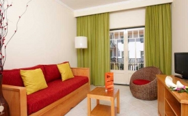 Viajes Quinta Pedra Dos Bicos + Entradas Zoomarine Parque temático 1 día