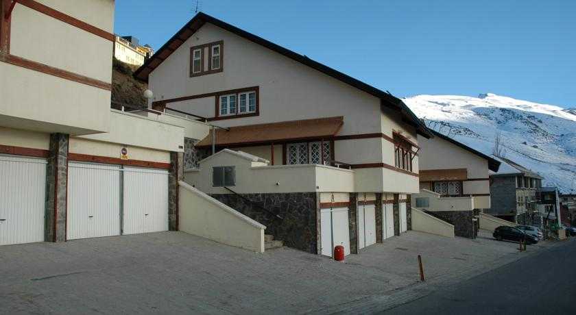 Viajes Residencial Las Tuyas + Forfait Sierra Nevada Viajes Residencial Las Tuyas + Forfait Sierra Nevada