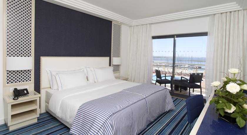 Viajes Real Marina Hotel & Spa + Entradas Zoomarine Parque temático 2 días Viajes Real Marina Hotel & Spa + Entradas Zoomarine Parque temático 2 días