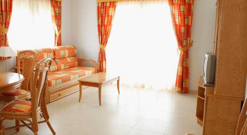 Viajes Apartamentos Ambar Beach + Entradas Terra Mítica 2 días Viajes Apartamentos Ambar Beach + Entradas Terra Mítica 2 días