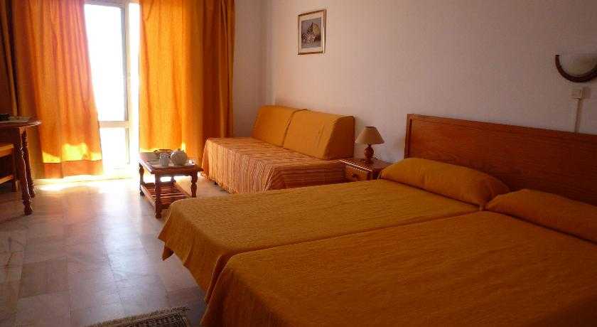 Viajes Aparthotel Sunny Beach + Entradas Bioparc de Fuengirola Viajes Aparthotel Sunny Beach + Entradas Bioparc de Fuengirola