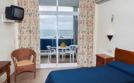 Viajes Tres Anclas + Entradas Oceanografic