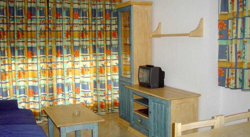 Viajes Torre Ipanema Apartamentos + Entradas Terra Mítica 1 día Viajes Torre Ipanema Apartamentos + Entradas Terra Mítica 1 día