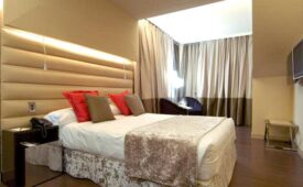 Viajes Vincci Capitol + Entradas 1 día Faunia