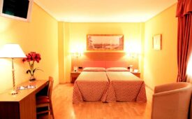 Viajes Vime Corregidor + Visita Guiada por Sevilla + Crucero Guadalquivir