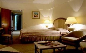 Viajes Vip Executive Diplomatico + Visita guiada a pie por Lisboa