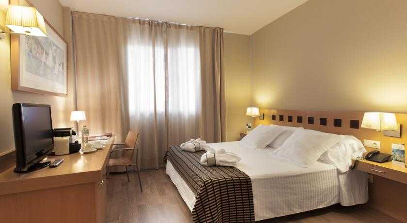 Viajes Mercure Atenea Aventura + Entradas PortAventura 1 día Viajes Mercure Atenea Aventura + Entradas PortAventura 1 día