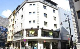 Viajes Tivoli + Entradas Nocturna Wellness Inuu + Cena