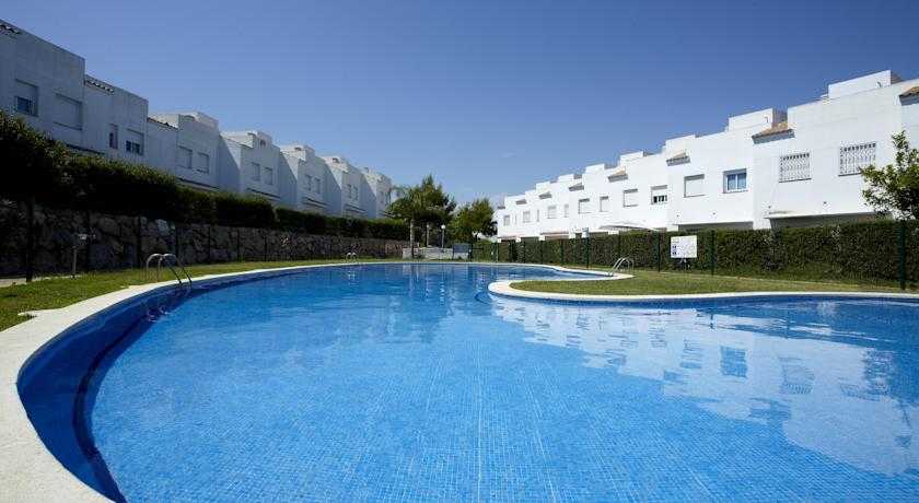 Viajes Villas Cumbres de Salou + Entradas Costa Caribe 1 día Viajes Villas Cumbres de Salou + Entradas Costa Caribe 1 día