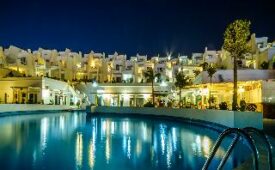 Viajes BelleVue Aquarius + Curso de Famara  3 hora / dia