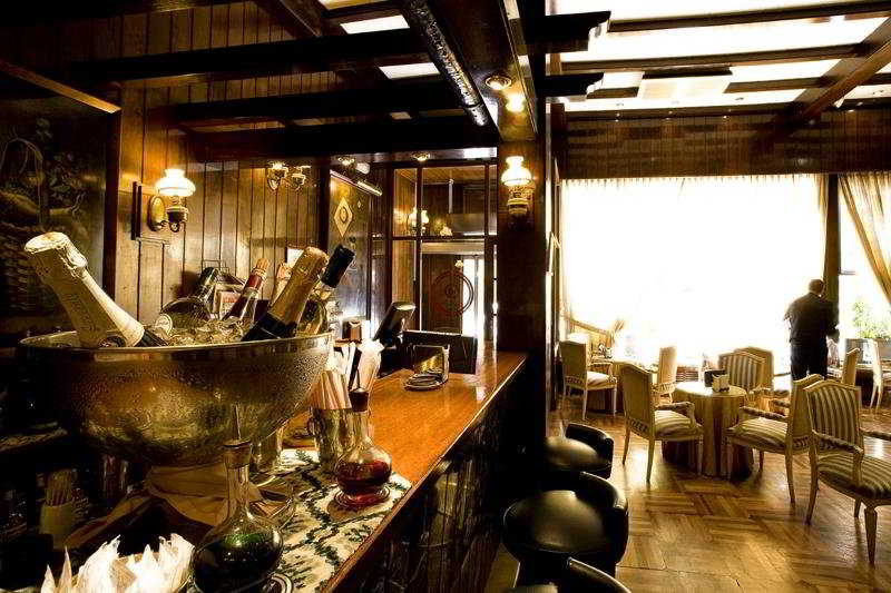 Viajes Gran Velazquez + Entradas 1 día Faunia Viajes Gran Velazquez + Entradas 1 día Faunia