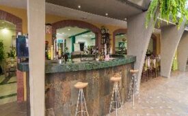 Viajes La Carabela + Entradas Loro Parque 1día y Siam Park 1 día