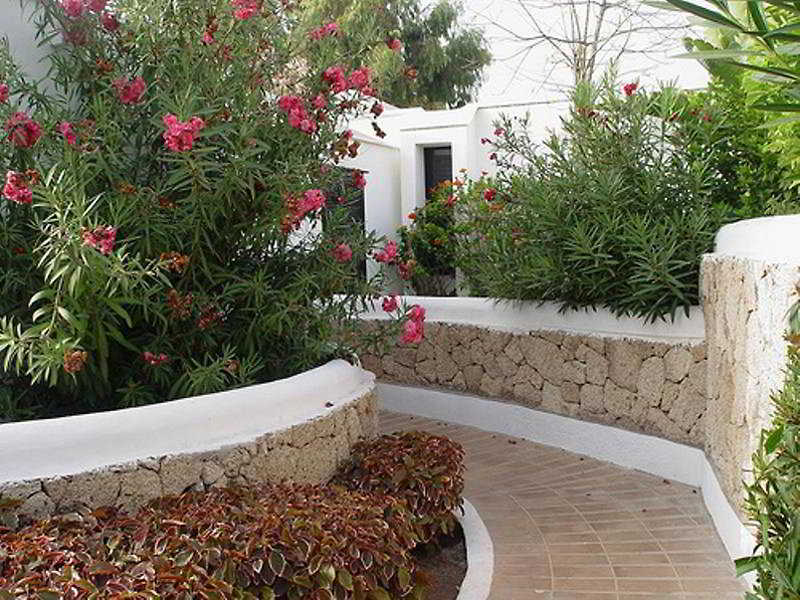 Viajes Los Cardones + Entradas Loro Parque 1día y Siam Park 1 día Viajes Los Cardones + Entradas Loro Parque 1día y Siam Park 1 día