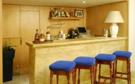 Viajes Reyes Catolicos + Visita Guiada por Sevilla + Crucero Guadalquivir