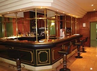 Viajes Gran Hotel Lar + Entradas Isla Mágica + Aqua Mágica 1 día Viajes Gran Hotel Lar + Entradas Isla Mágica + Aqua Mágica 1 día