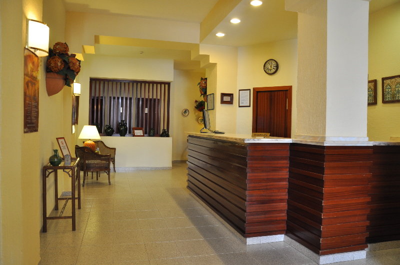 Viajes Riviera + Visita Patios típicos Cordobeses Viajes Riviera + Visita Patios típicos Cordobeses