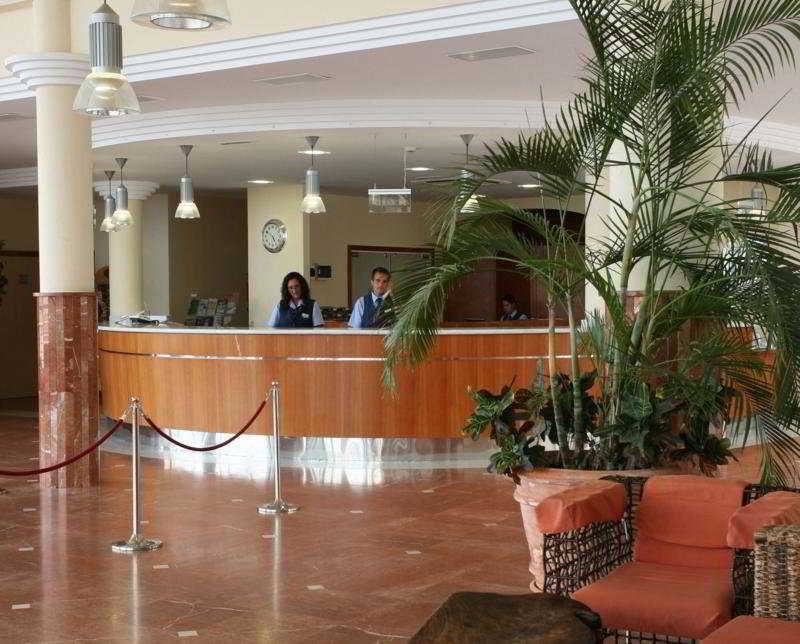 Viajes IFA Interclub Atlantic + Surf en Maspalomas 3 hora / dia Viajes IFA Interclub Atlantic + Surf en Maspalomas 3 hora / dia