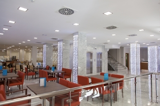 Viajes Corona de Granada + Forfait Sierra Nevada Viajes Corona de Granada + Forfait Sierra Nevada