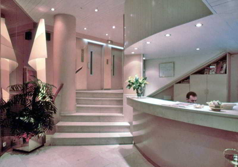 Viajes Barcelona Atiram Hotels + Entradas General Illa Fantasía Viajes Barcelona Atiram Hotels + Entradas General Illa Fantasía